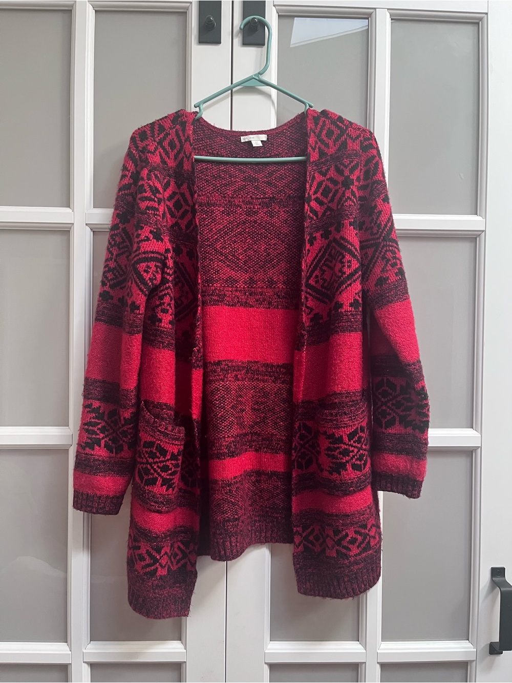 Open-Front Red and Black Patterned Women’s Cardigan Sweater